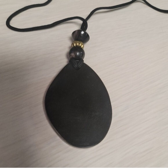 Handcarved Necklace Spiritual Realm Shop  Spirit Protector Evocation - Picture 5 of 6